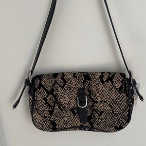 Topshop Black and Cream Snakeskin Shoulder Bag